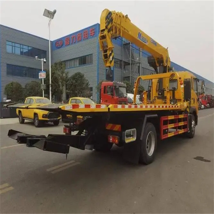 顺德附近小随车吊出租电话，轻松解决搬运烦恼